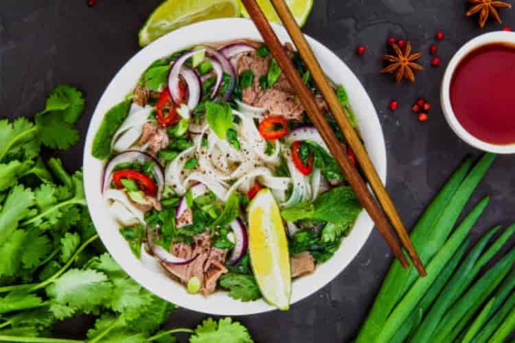 Có nên ăn phở sau khi tập gym Có nên ăn phở sau khi tập gym