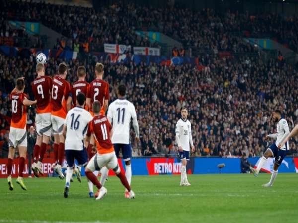 Bóng đá QT: ĐT Anh thắng chật vật đội hạng 140 FIFA